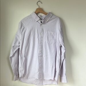 GAP Men’s light Purple & White Narrow Stripe Button-Down Shirt
